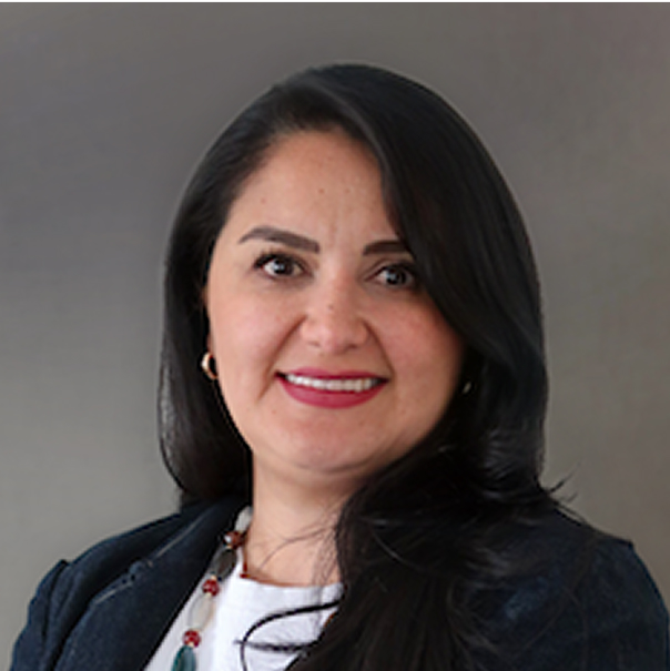 Sara Alvarez Headshot